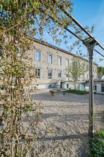 Textilunternehmen Weisbrod-Zürrer AG