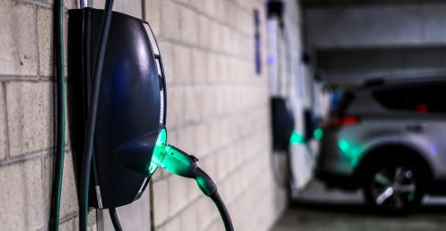 Ladestation in einem Parkhaus